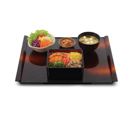 เซตข้าวหน้าแซลมอนทรงเครื่อง